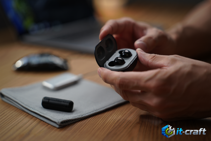 Не заряжаются беспроводные наушники: методы диагностики